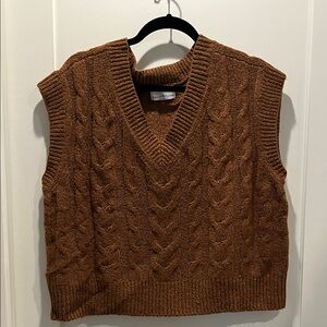 Old Navy V-Neck Cable Knit Sweater Vest - Brown